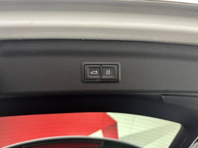 Audi Q3 image 1