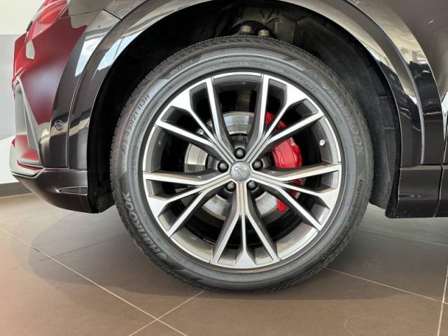 Audi Q8 image 2