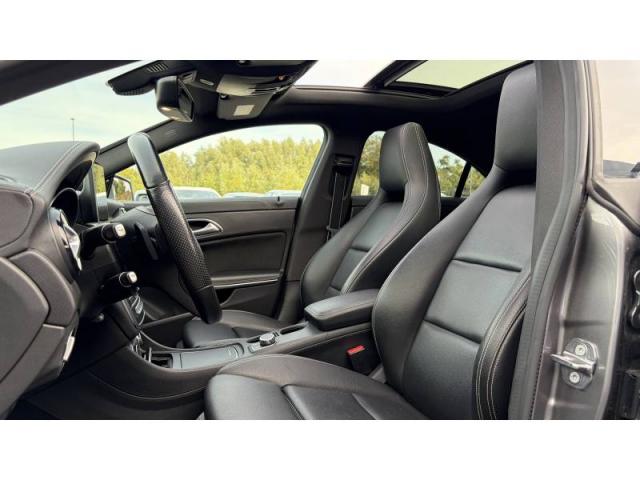 Mercedes Benz Cla image 9