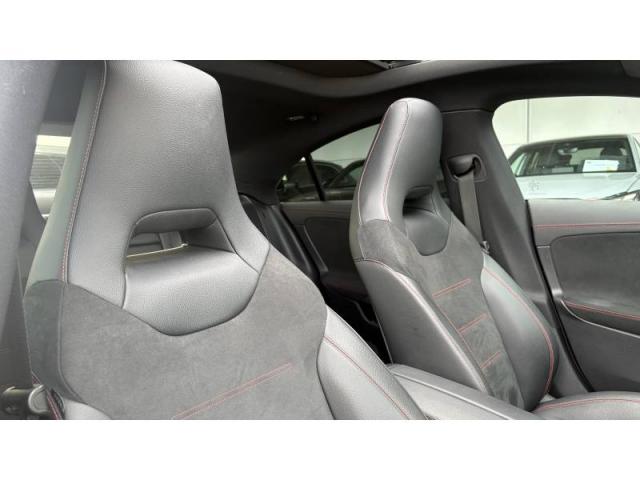 Mercedes Benz Cla image 4