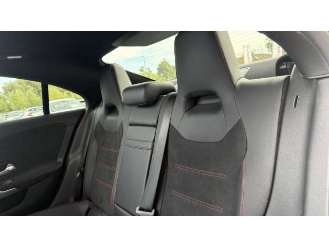 Mercedes Benz Cla image 9