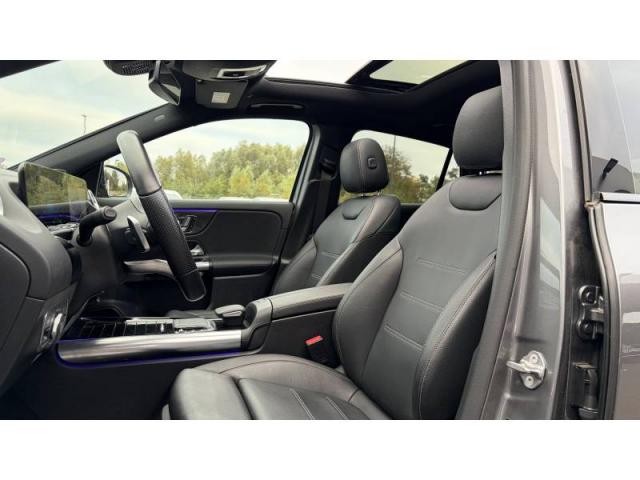 Mercedes Benz Gla image 9