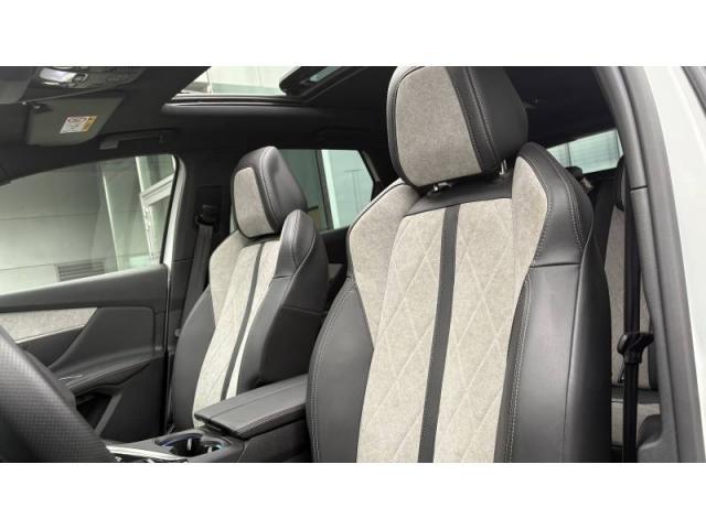 Peugeot 3008 image 3