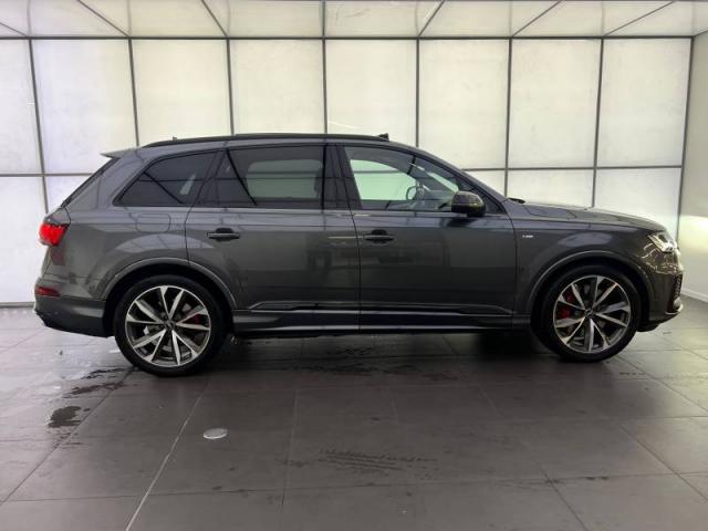 Audi Q7 image 2