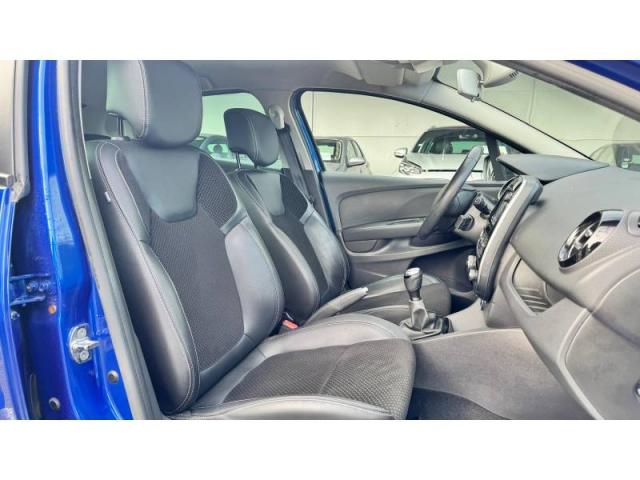 Renault Clio image 7