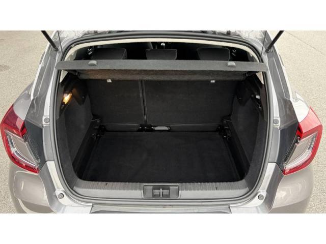 Renault Captur image 8