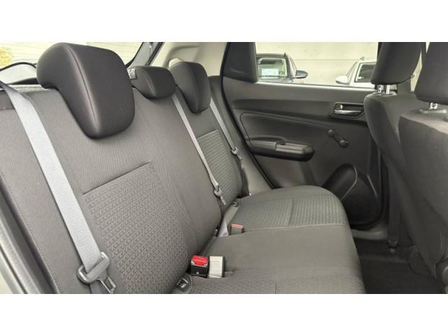 Suzuki Swift image 7