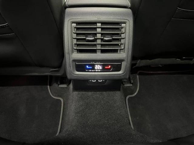 Volkswagen Golf image 3