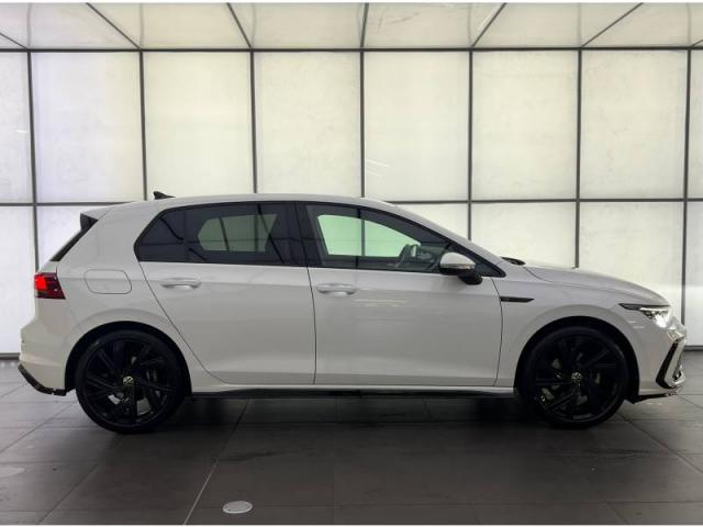 Volkswagen Golf image 8