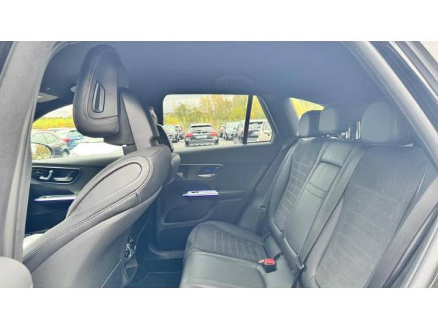 Mercedes Benz Glc image 9