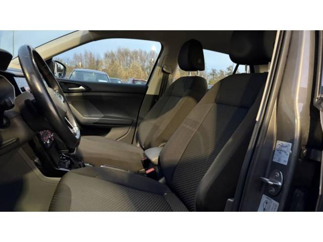 Volkswagen T-Cross image 1