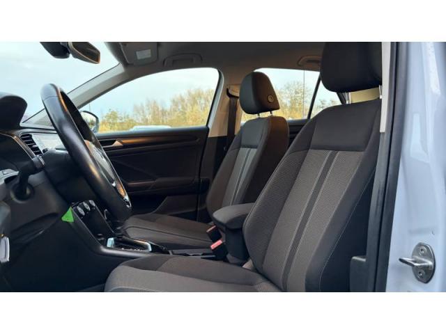 Volkswagen T-Roc image 3