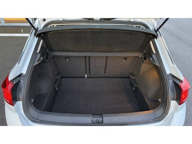 Volkswagen T-Roc image 7