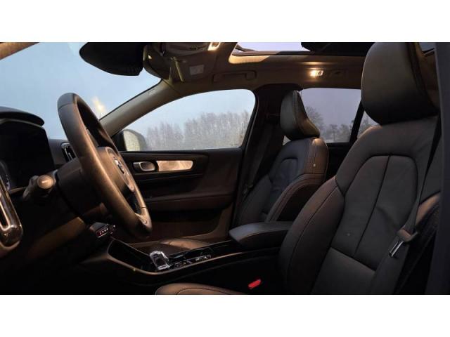 Volvo Xc40 image 1