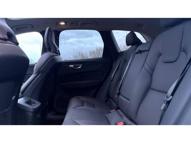 Volvo Xc60 image 9