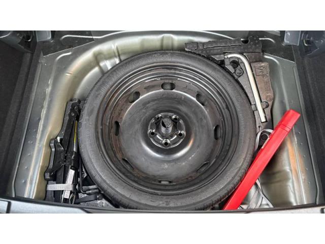 Volkswagen T-Roc image 9