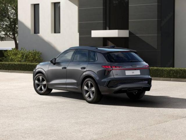 Audi Q3 image 4