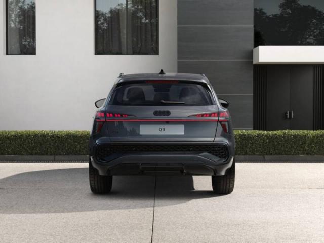 Audi Q3 image 2