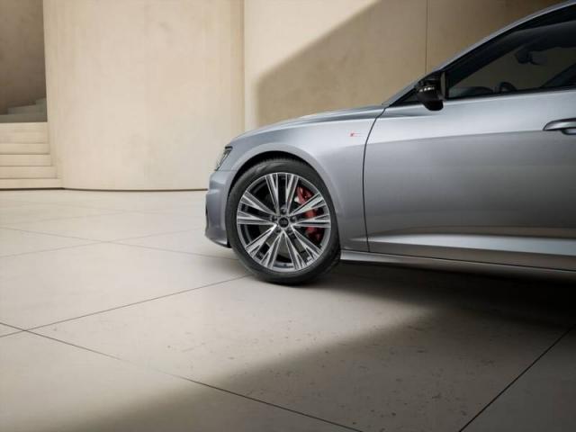 Audi A6 Avant image 1
