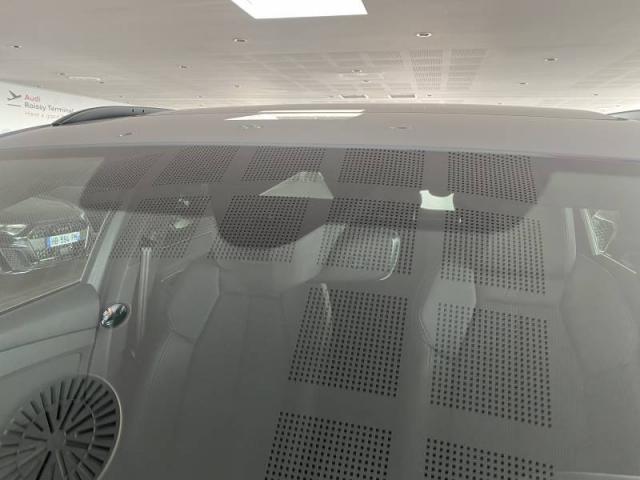 Audi Q4 E-Tron image 7