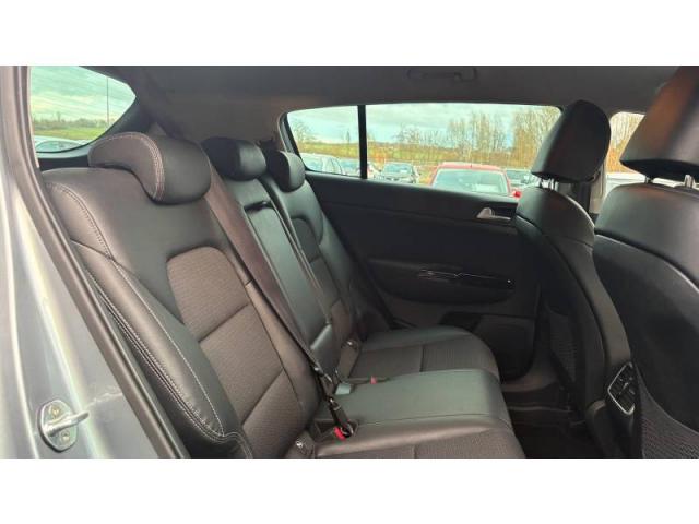Kia Sportage image 9