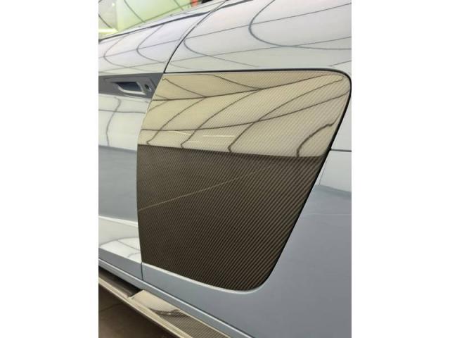 Audi R8 Spyder image 8