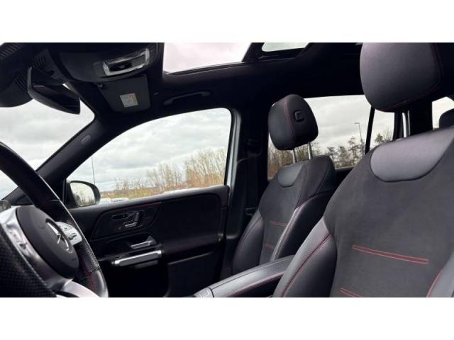 Mercedes Benz Glb image 2