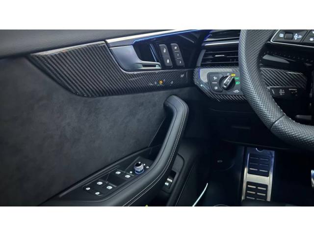 Audi Rs4 Avant image 5