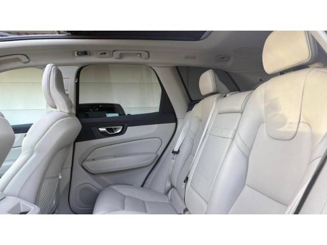 Volvo Xc60 image 4