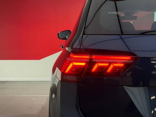 Volkswagen Tiguan image 9