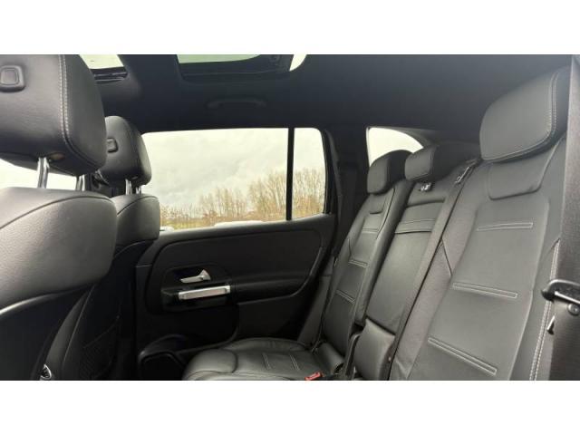 Mercedes Benz Glb image 8