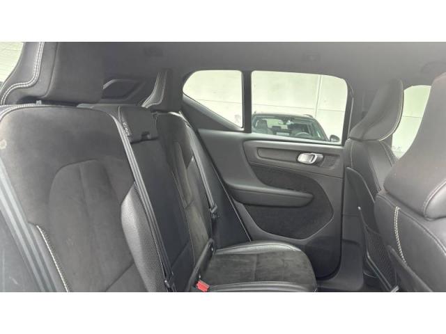 Volvo Xc40 image 8