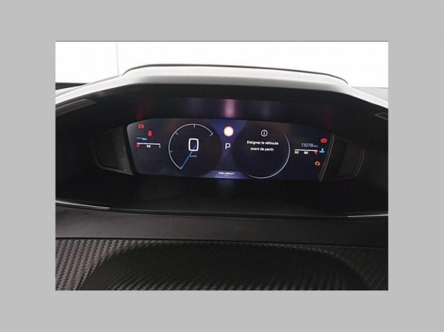 Peugeot 2008 image 3