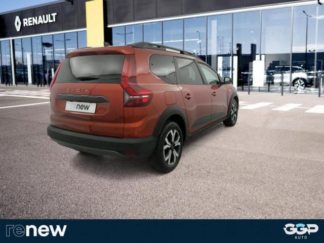 Dacia Jogger image 1