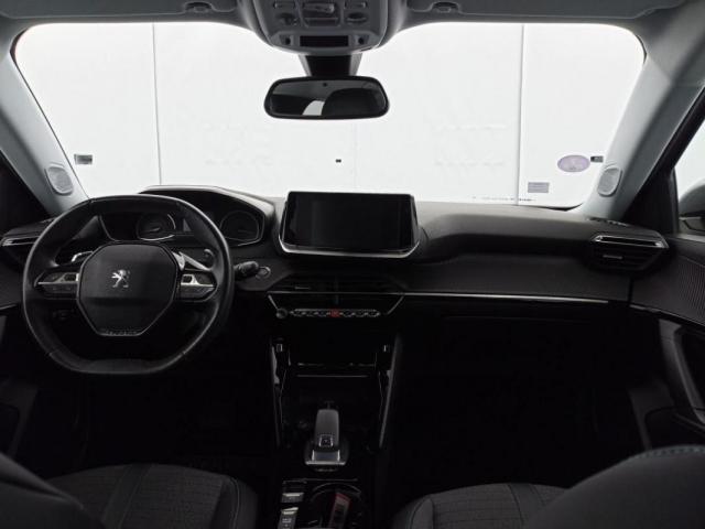 Peugeot 2008 image 7