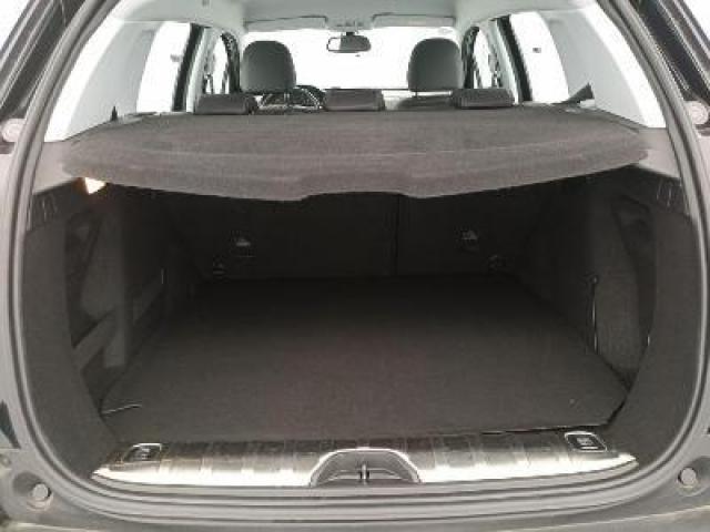 Peugeot 2008 image 8