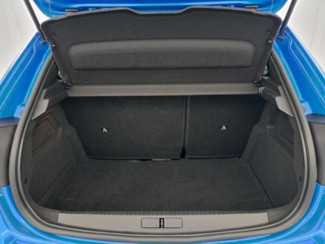 Peugeot 208 image 6