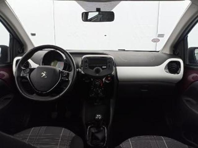 Peugeot 108 image 8