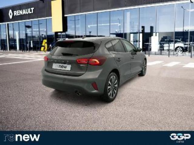 Ford Focus image 9