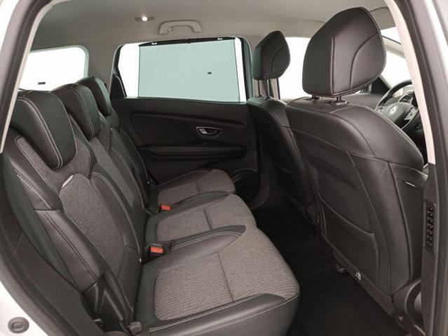 Renault Grand Scénic image 8
