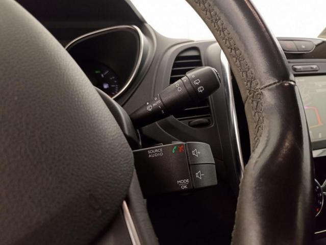 Renault Captur image 2