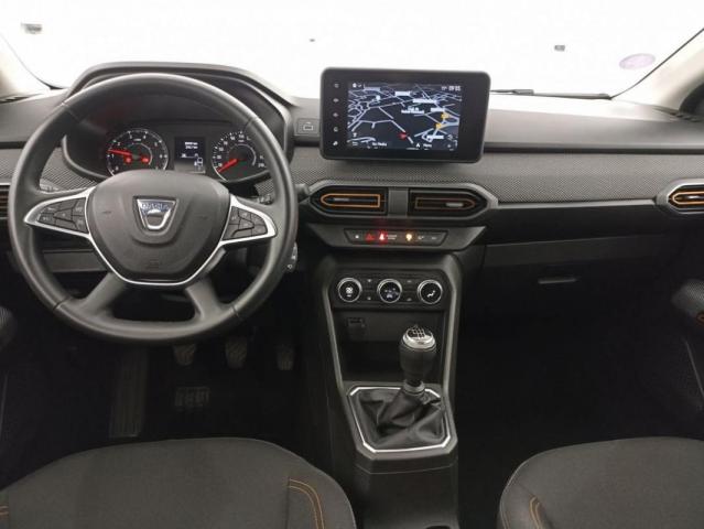Dacia Sandero image 2