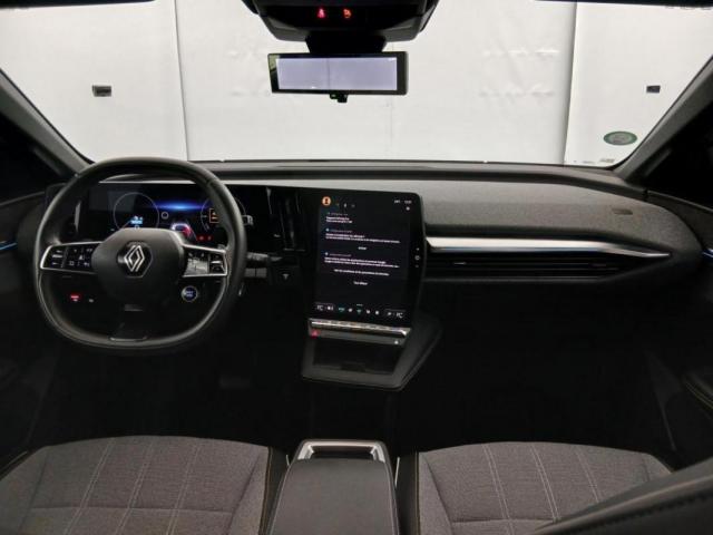 Renault Mégane E-Tech image 1
