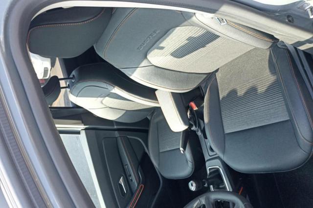 Dacia Duster image 8
