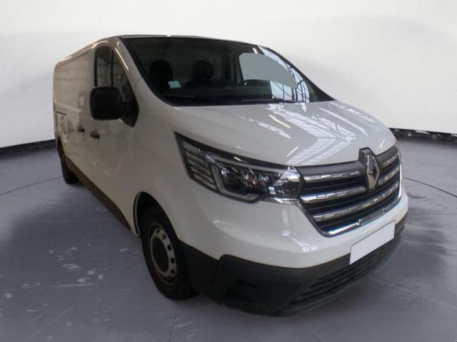Renault Trafic image 1