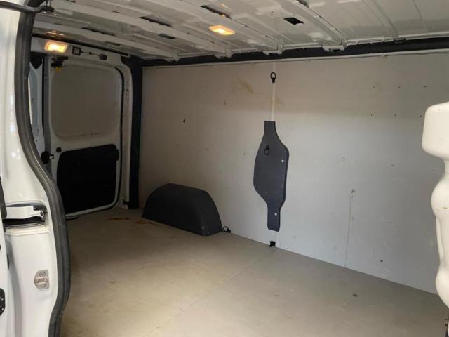 Renault Trafic image 9