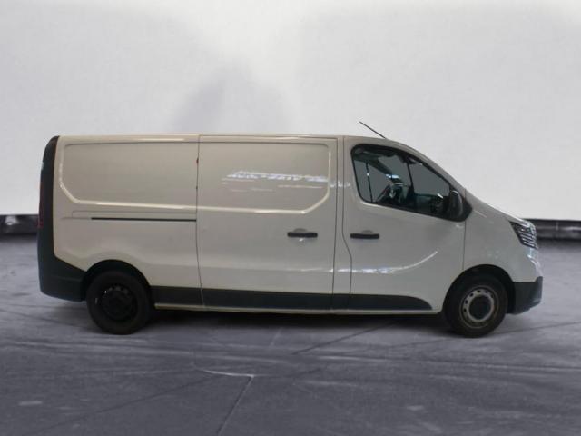 Renault Trafic image 3