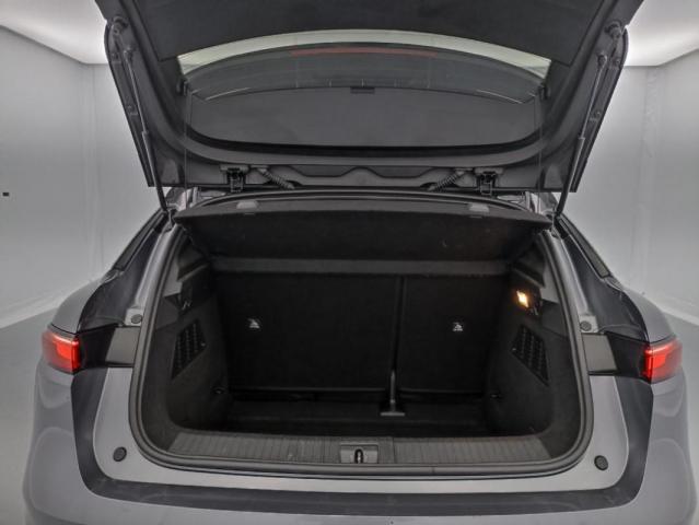 Renault Mégane E-Tech image 9