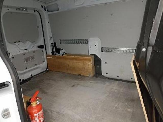 Renault Express Van image 2