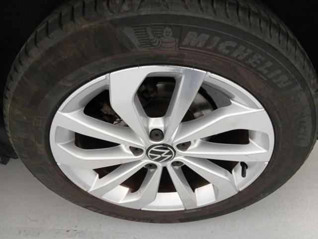 Volkswagen T-Roc image 7